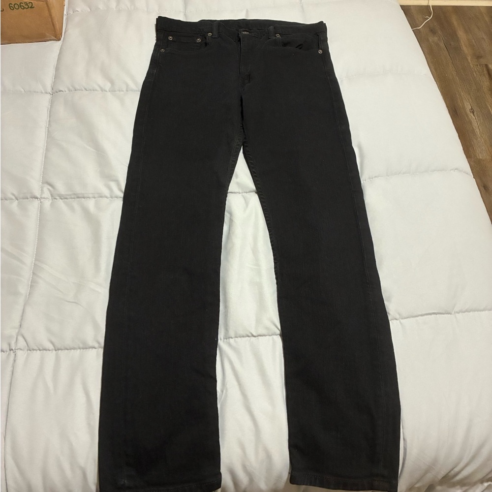 Levi's Men's Dark Gray Straight Jeans
